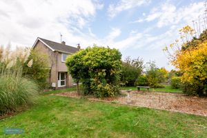 Front Garden/ Entrance- click for photo gallery